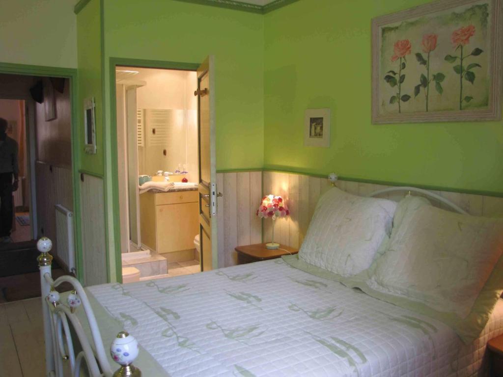Chambres D'Hotes Les Pensees Douces โอแซร์ ห้อง รูปภาพ